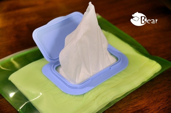 【育兒DIY】小熊寶的超低成本濕紙巾盒與攜帶式濕紙巾袋