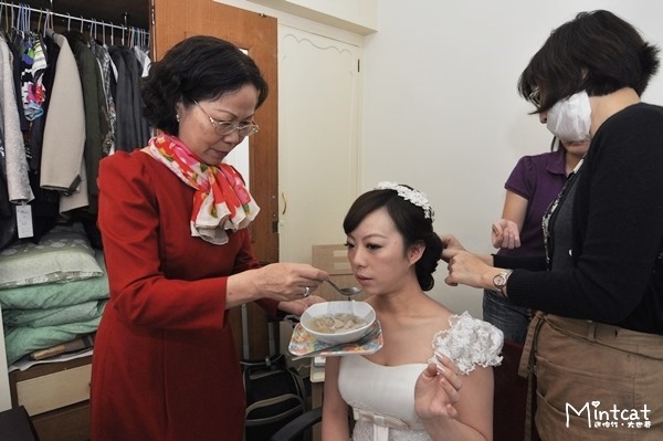 20111126 (86)