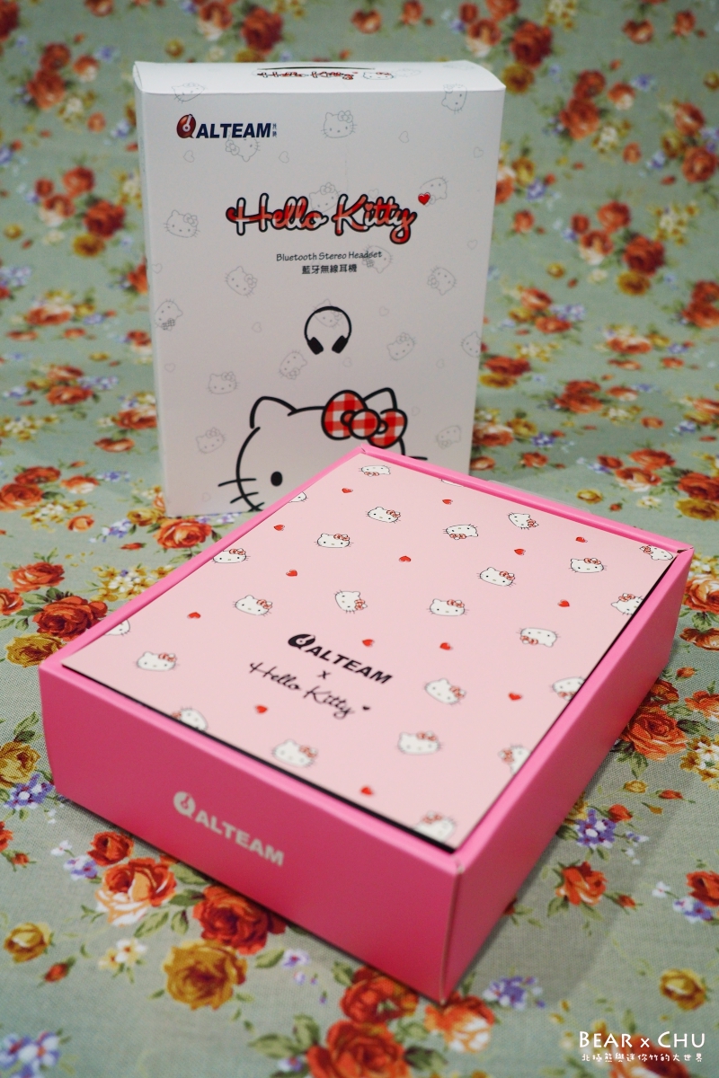 ALTEAM-Hello Kitty 藍牙耳機00012.JPG