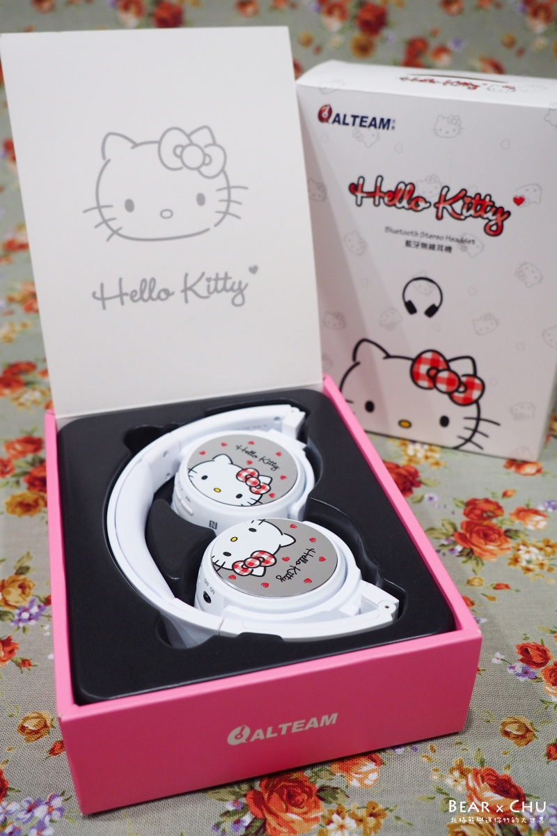 ALTEAM-Hello Kitty 藍牙耳機00014.JPG