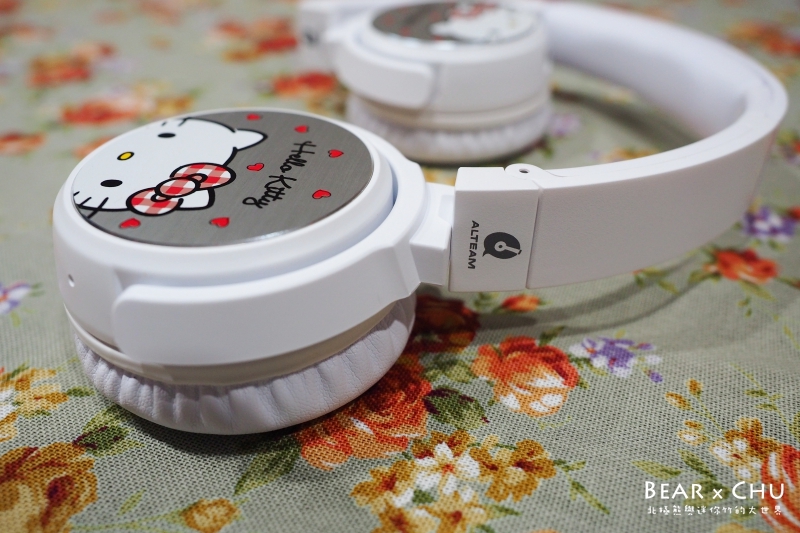 ALTEAM-Hello Kitty 藍牙耳機00024.JPG