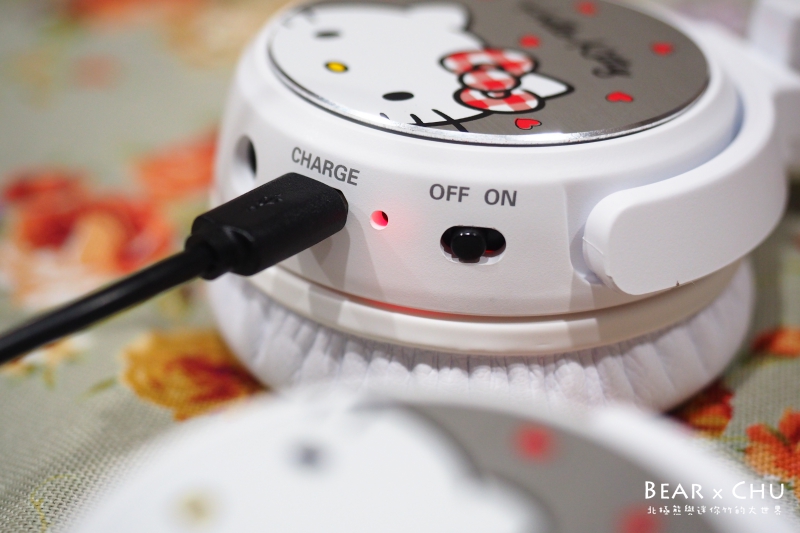 ALTEAM-Hello Kitty 藍牙耳機00039.JPG