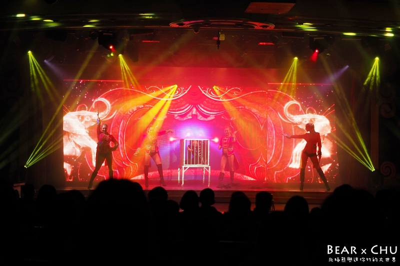 麗星郵輪表演_20180318-205544.JPG